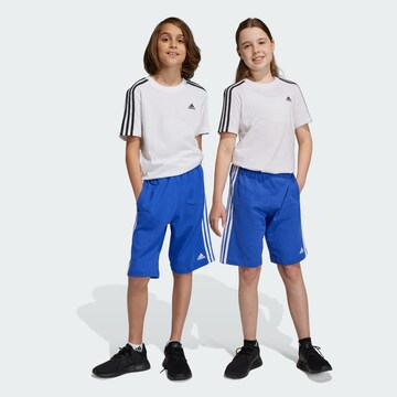 mėlyna ADIDAS SPORTSWEAR Standartinis Sportinės kelnės 'Essentials 3-Stripes '