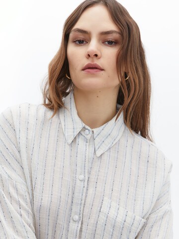 OXXO Blouse in Wit