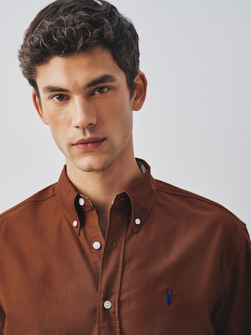 Regular fit Camicia di Next in marrone