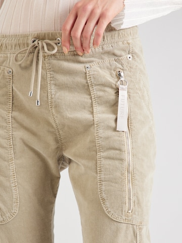 MAC - Tapered Pantalón 'FUTURE' en beige