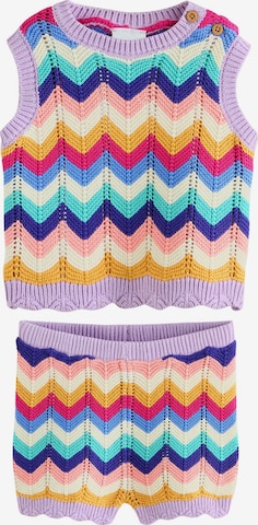 Next Setti värissä lila: etupuoli