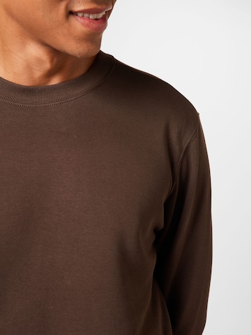 WEEKDAY Sweatshirt in Brown