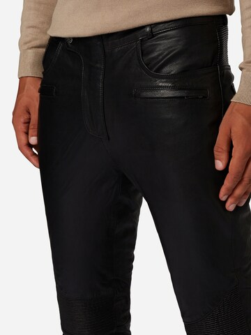 Slimfit Pantaloni 'Franklin' di RICANO in nero