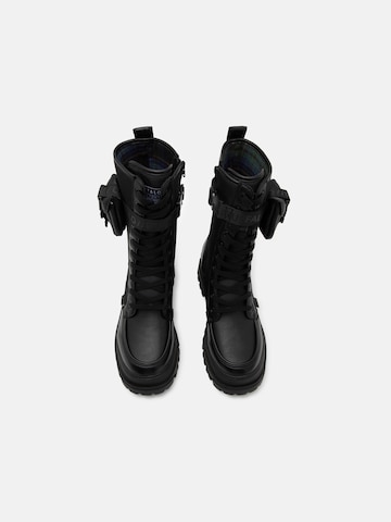 BUFFALO Fűzős csizma 'ASPHA' - fekete