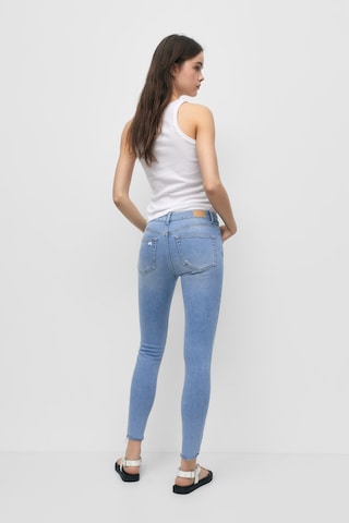 Skinny Jeans de la Pull&Bear pe albastru