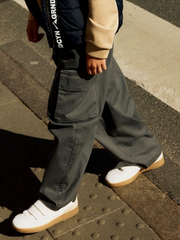 NAME IT - Loosefit Pantalón 'NKMBEN' en gris