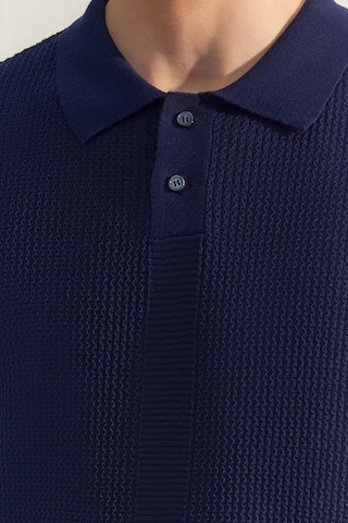Trendyol Sweater in Blue: front