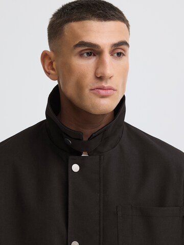 !Solid - Chaqueta de entretiempo en marrón