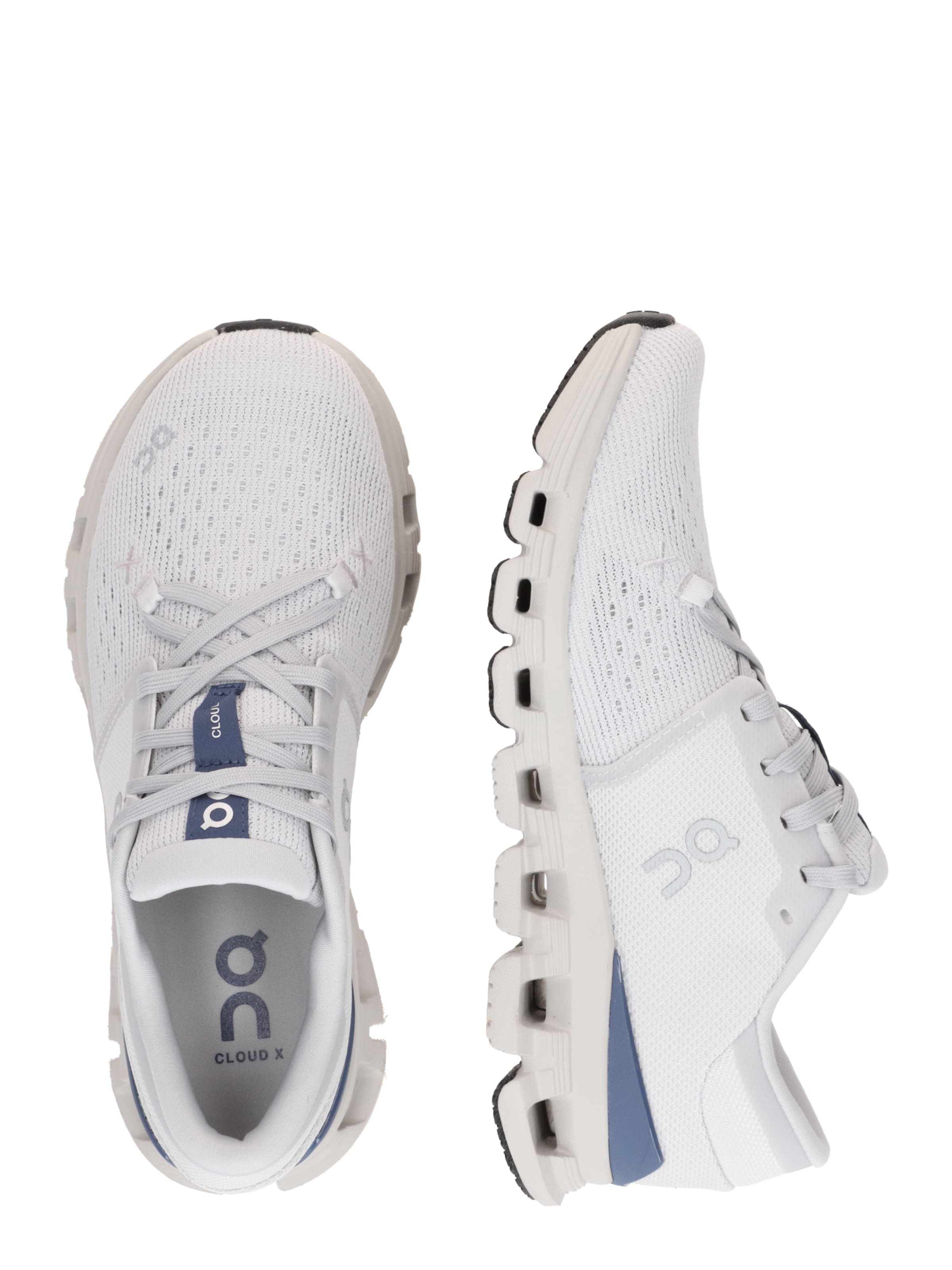 On Running shoe 'CloudX4' in White