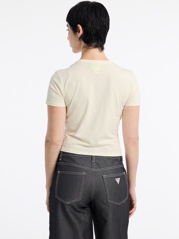 GUESS Originals T-Shirt in Beige
