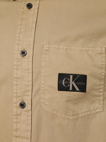 Coupe regular Chemise Calvin Klein Jeans en marron