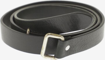 Closed Belt in One size in Black: front