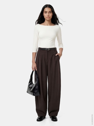 Baggy Pantaloni con pieghe 'PCOLIVIA' di PIECES in marrone