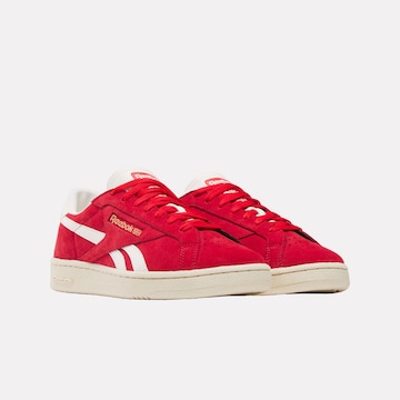 Reebok Sneakers in Red