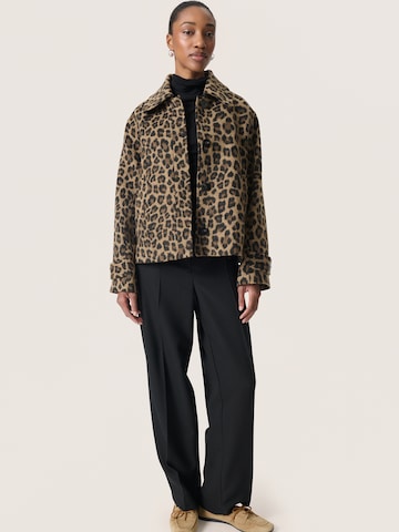 SOAKED IN LUXURY Tussenjas 'SLLeony Akeleje' in Bruin