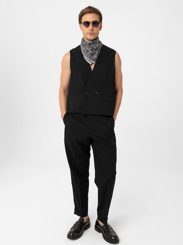 Antioch Vest 'Manel' in Black