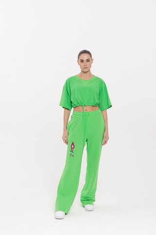 ET Nos Top in Green: front