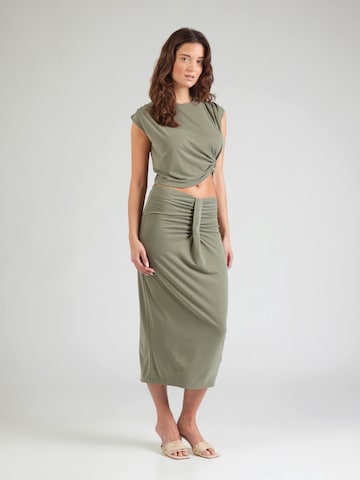MYLAVIE by Sarah Harrison Топ в Зеленый