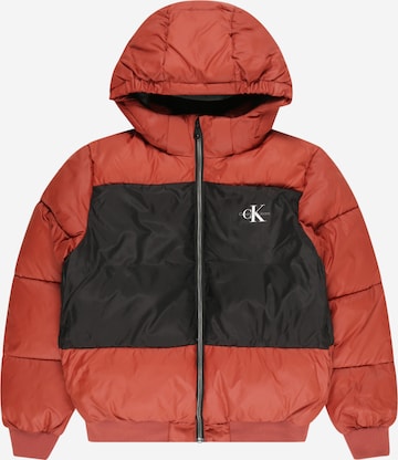 Calvin Klein Jeans - Chaqueta de entretiempo en rojo: frente