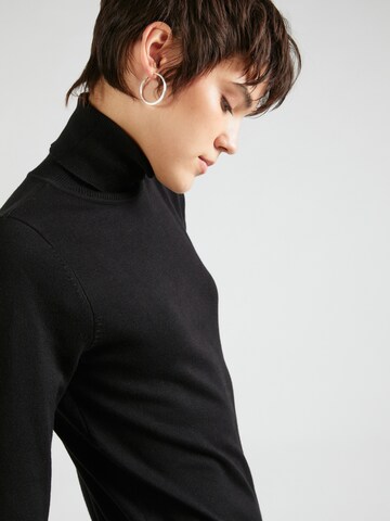 SAINT TROPEZ Sweater 'Kila' in Black