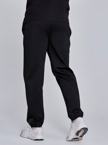 Regular Pantalon 'Essentials Poly' SikSilk en noir