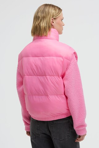 SENSES.THE LABEL Steppweste OW:E Oversized in Pink