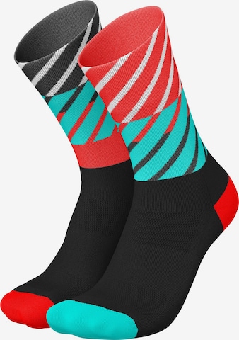 INCYLENCE Athletic Socks 'DIAGONALS' in Black: front