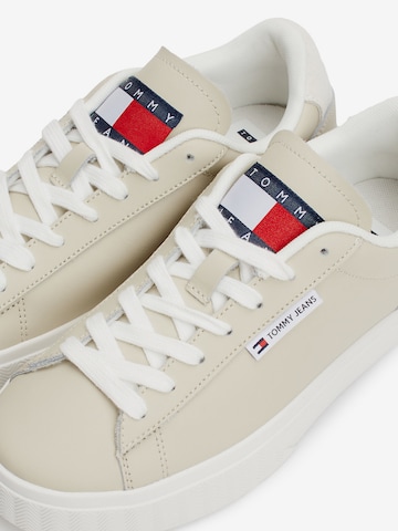 Baskets basses 'Essential' Tommy Jeans en beige