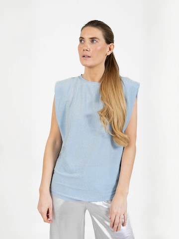 Coster Copenhagen Shirt ' Top ' in Blau: Vorderseite