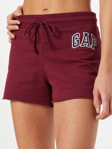 GAP Regular Shorts in Rot