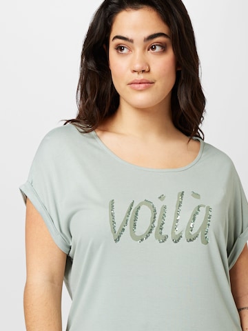 ABOUT YOU Curvy T-shirt 'Justine' i grön
