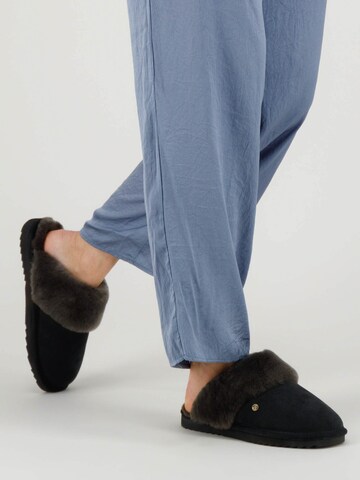 Warmbat Slipper 'Flurry' in Brown: front