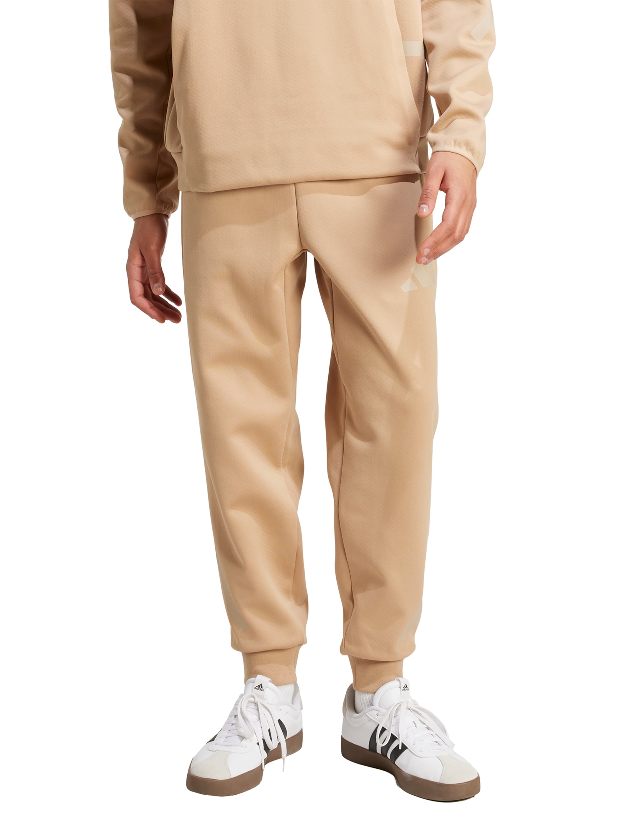 ADIDAS SPORTSWEAR - Tapered Pantalón deportivo 'Z.N.E.' en beige: frente
