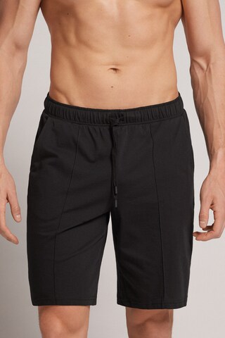 INTIMISSIMI Regular Pants in Black: front