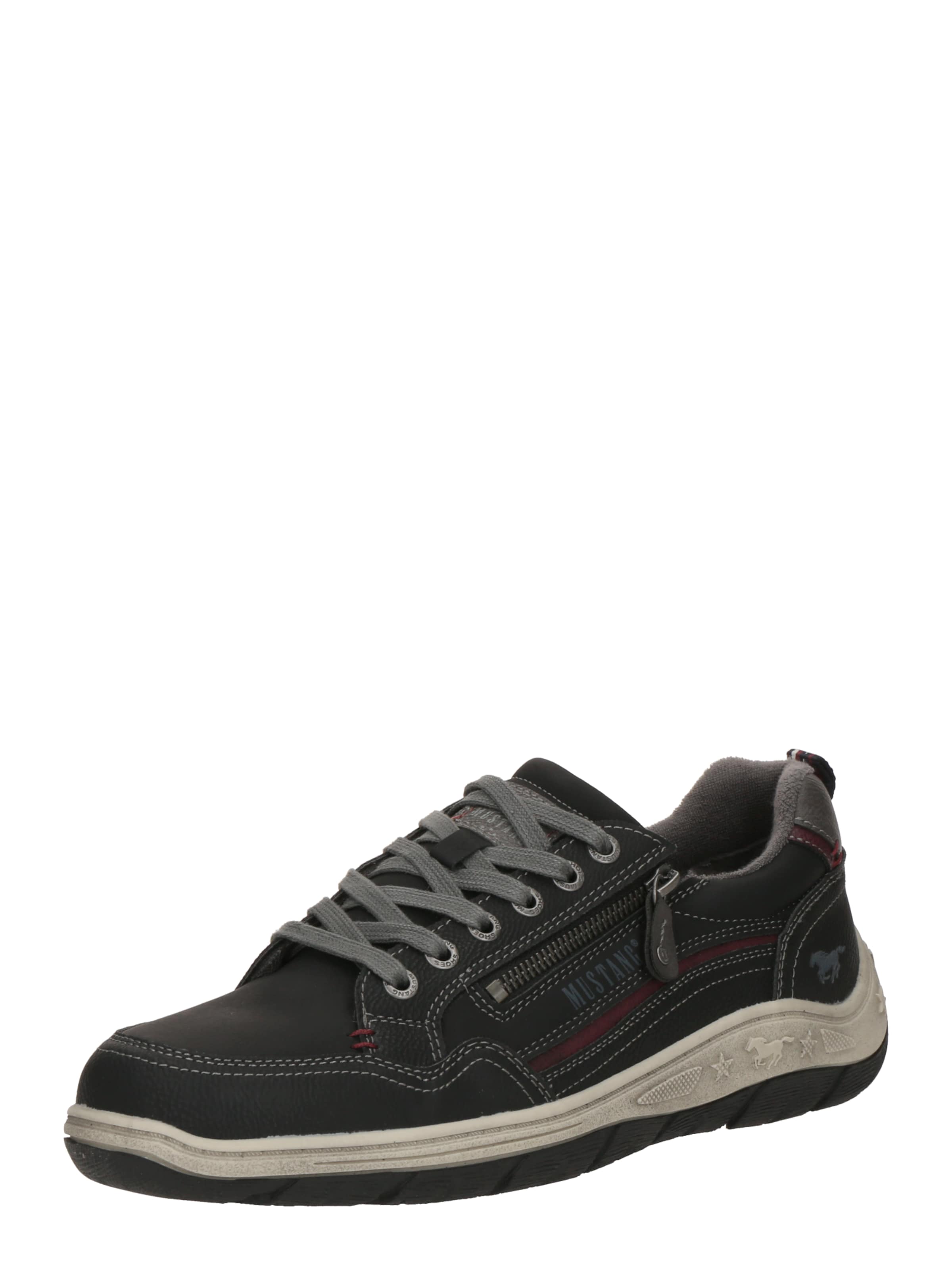 MUSTANG Sneaker low i sort: forside