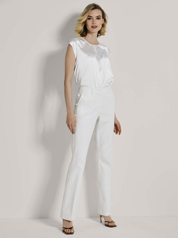 MADELEINE Loosefit Pantalon in Wit