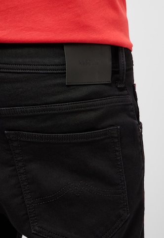 MUSTANG Slim fit Jeans 'Chicago' in Black