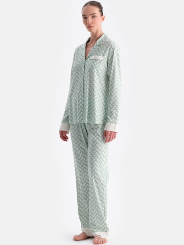 Dagi Pyjama in Grün: Vorderseite