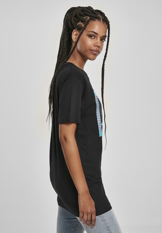 Tricou 'Magic Monday' de la Merchcode pe negru
