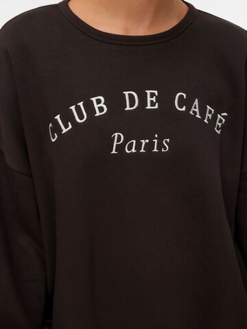 Sweat-shirt 'VMRianne' VERO MODA en marron