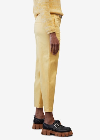 Regular Pantalon chino 'Kalni' Marc O'Polo en jaune