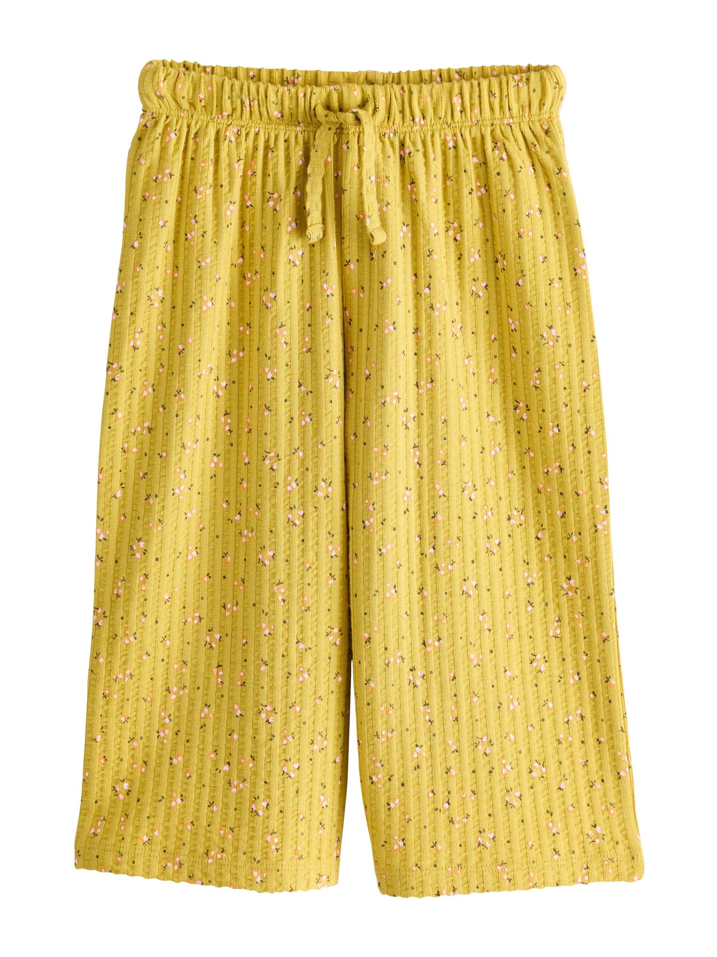 Next - Pantalón en amarillo: frente