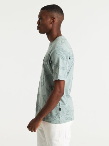 CHASIN' Shirt 'Wild' in Green