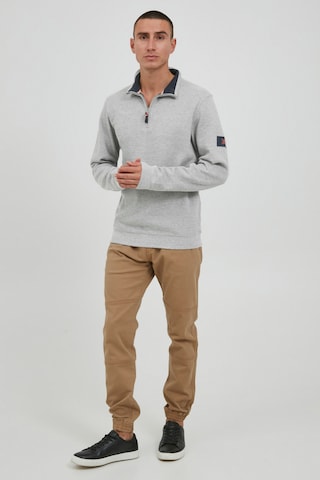 INDICODE JEANS Sweatshirt in Grey