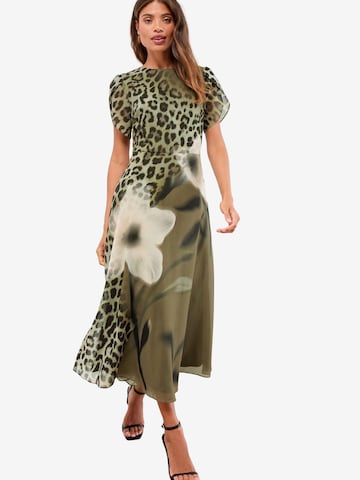 Robe Lipsy en vert : devant