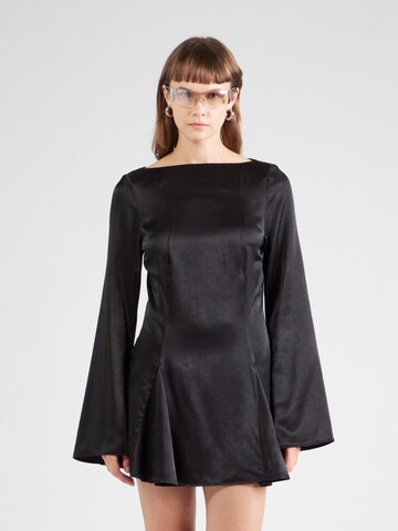 Monki Платье в Черный: спереди