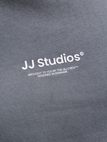 Felpa di Jack & Jones Plus in grigio