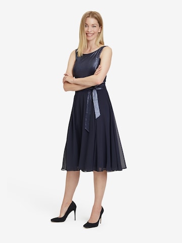 Robe de cocktail Vera Mont en bleu