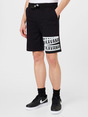 Regular Pantaloni de la Gianni Kavanagh pe negru: față