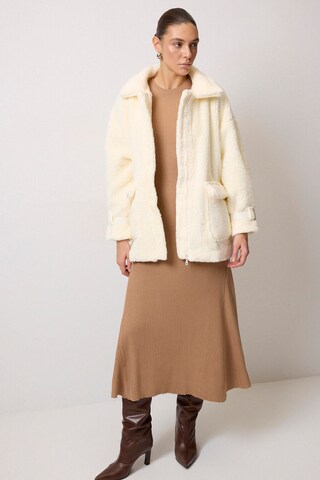 Touche Prive Jacke in Beige